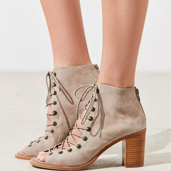 Jeffrey Campbell - CORS - Suede Taupe Lace Up Heels Size 7 - Picture 13 of 15